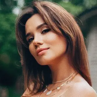Ximena Hernández